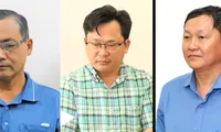 Bắt 3 cán bộ có hành vi lợi dụng chức vụ, quyền hạn 