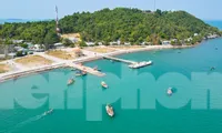 Thành phố Hà Tiên tính chi 2 tỷ thuê sà lan chở nước ngọt ra đảo