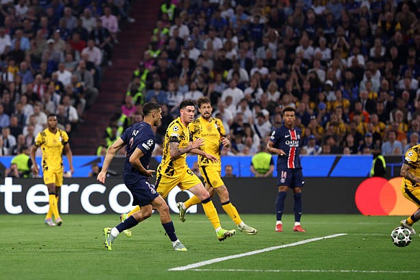 Finale de la Ligue des champions 2024/25 en direct, PSG vs Inter, 1-0 (H1) : Hakimi ouvre le score photo 2
